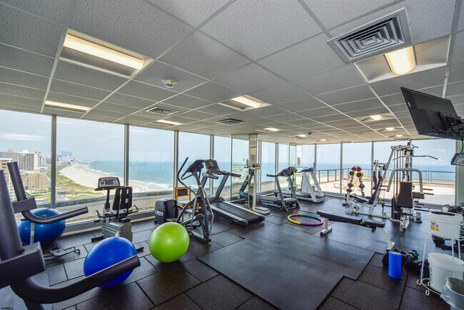 Building Photo - 4800 Boardwalk