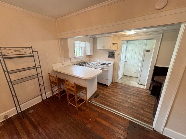 Building Photo - Cute 1 bedroom 1 bathroom home. Very close to research campus and downtown Kannapolis