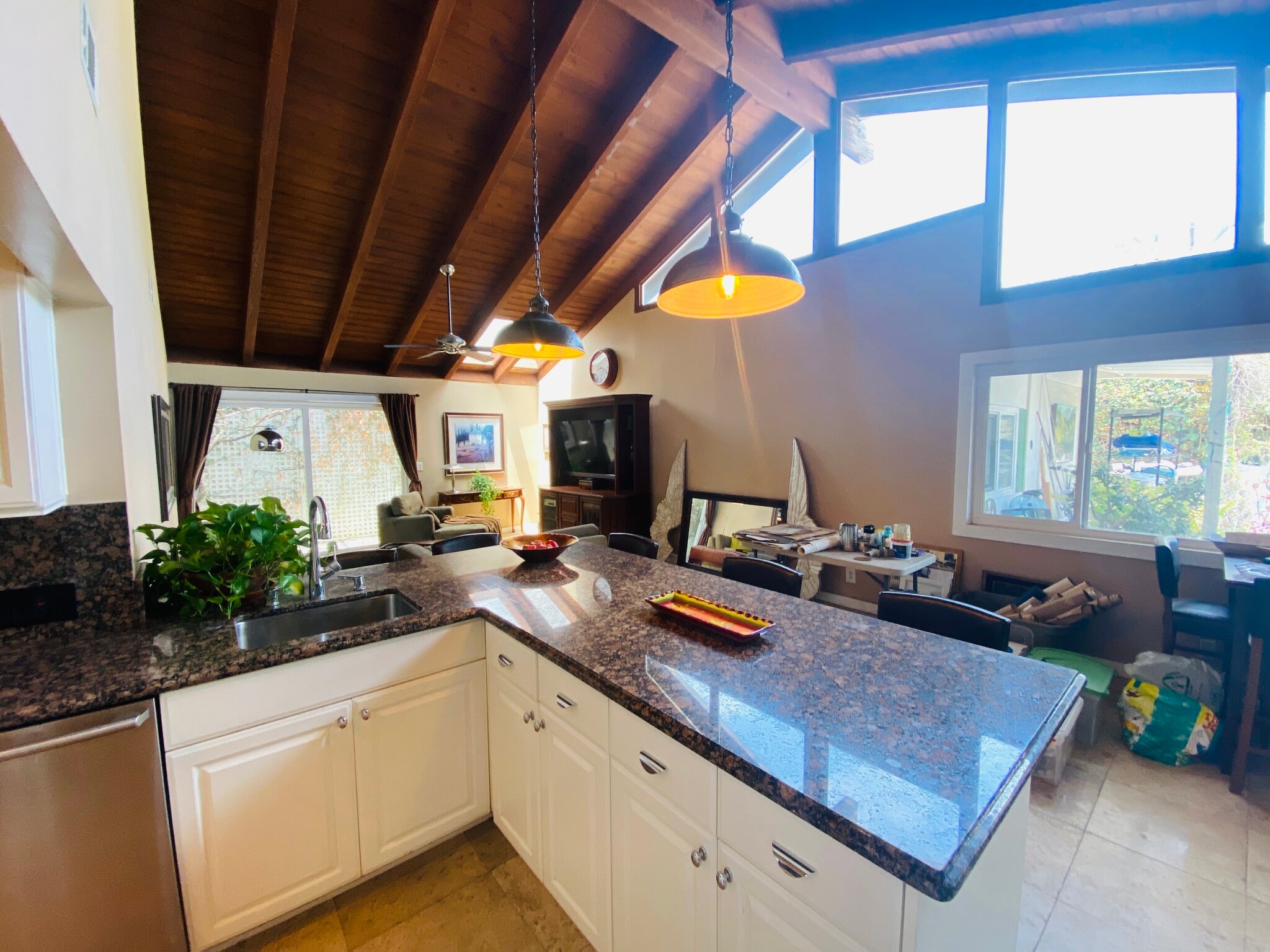 UNIT#B 3 BEDROOM - 105 E 35th St