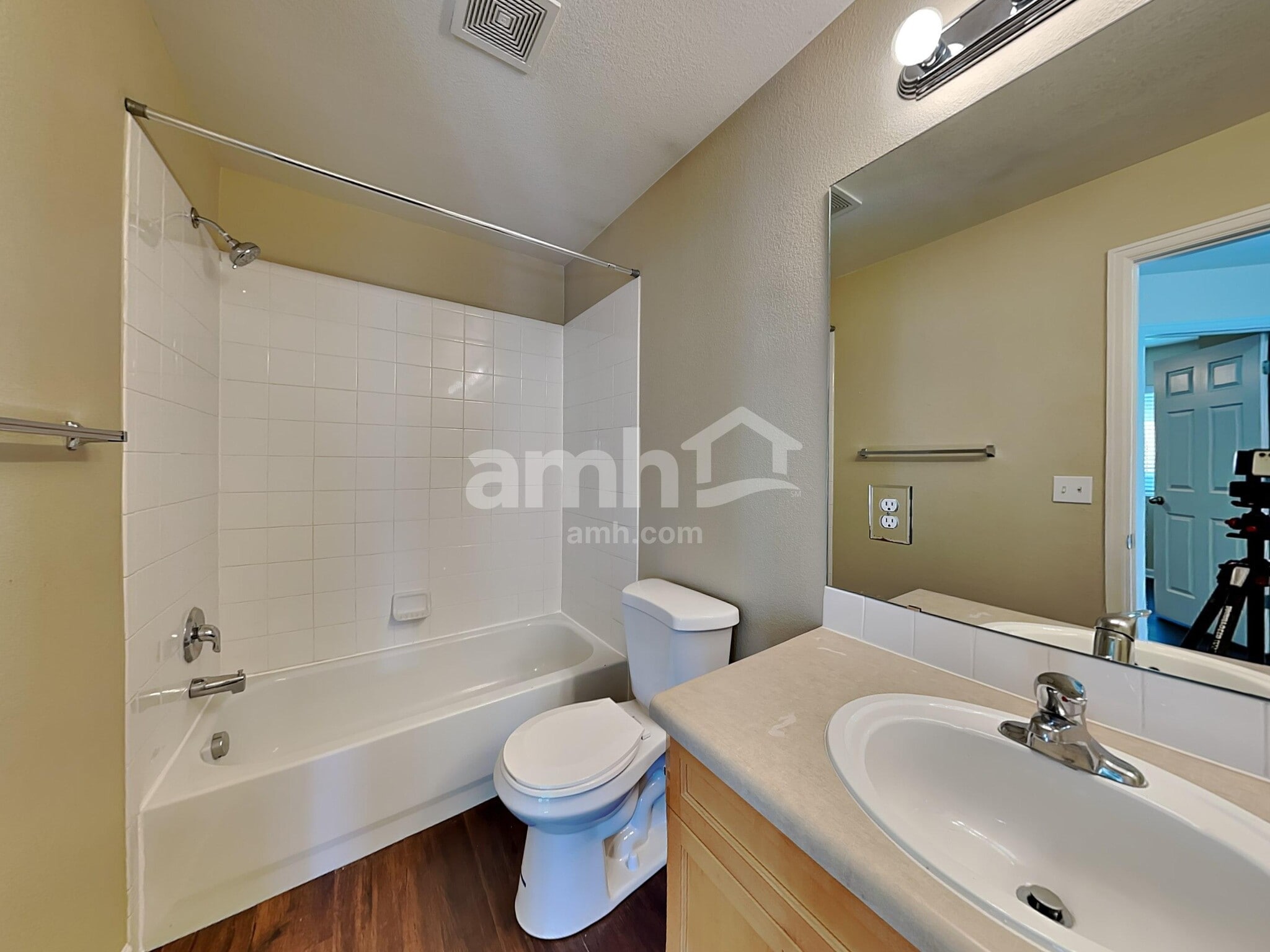 Building Photo - 22262 E Bellewood Pl