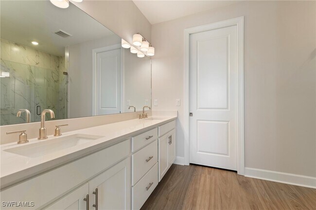 Building Photo - 15692 Gavello St