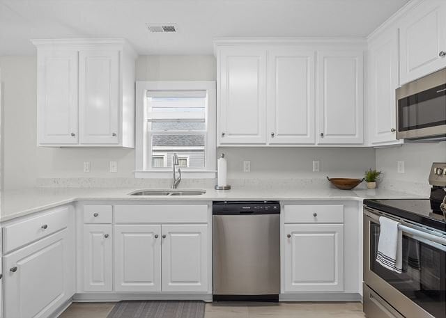 Building Photo - 305 Money Island Dr