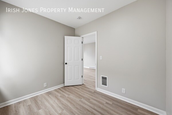 Building Photo - 61 Princeton Pl