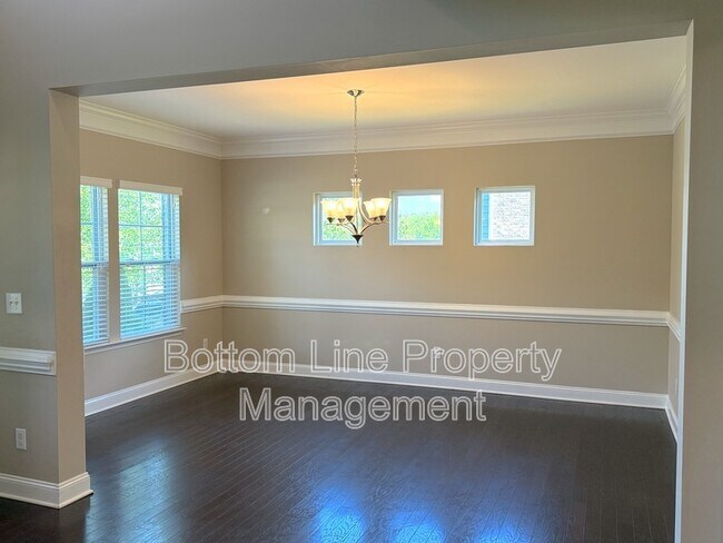Building Photo - 178 Alexandria Dr