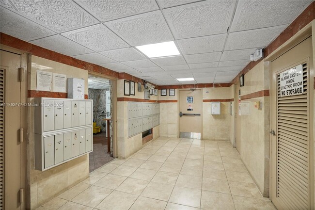Building Photo - 18100 Atlantic Blvd