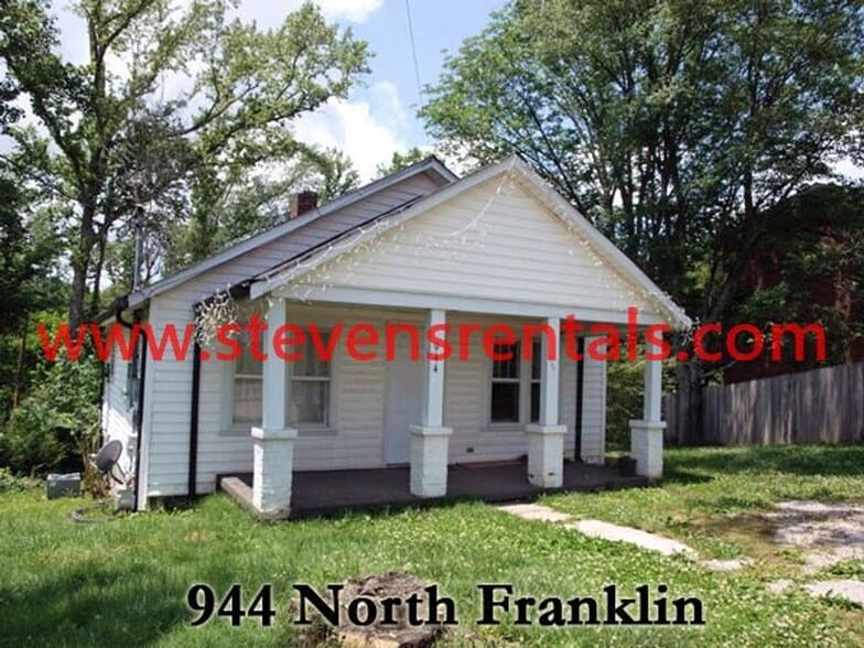 Building Photo - 944 N Franklin Ave