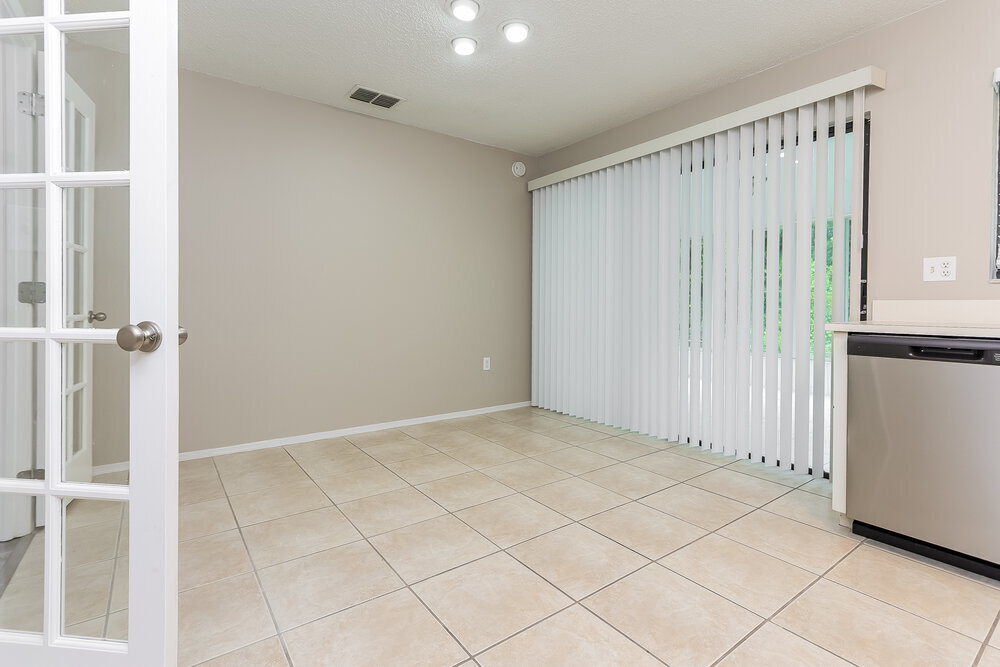 Building Photo - 1372 Bramblewood Dr