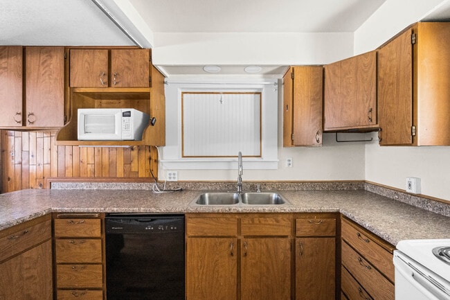 Building Photo - 1118 Cheri Way