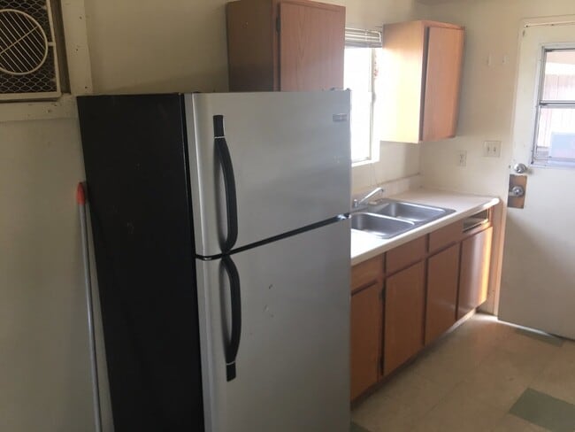 Building Photo - 6548 Sahara Ave