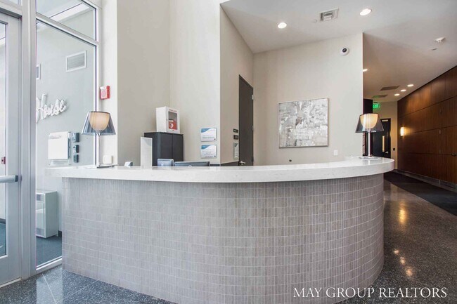 Building Photo - 335 Bridge St NW