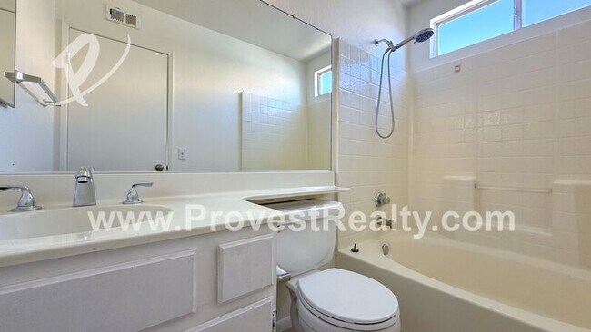 Building Photo - 13591 Monterey Way