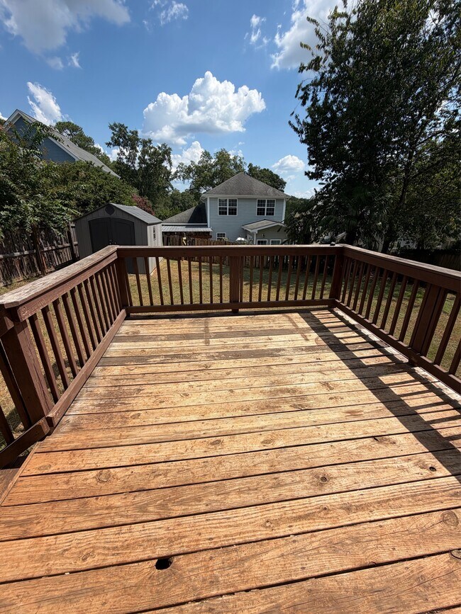 Building Photo - 307 Laurel Hill Ln
