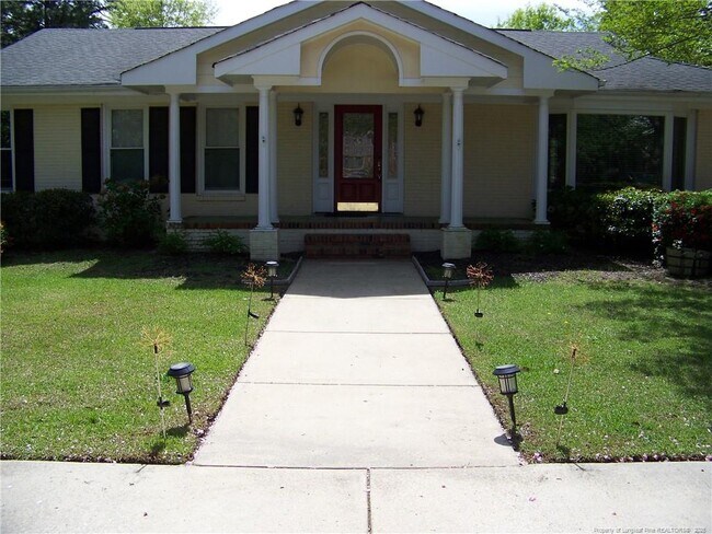 Building Photo - 6829 Towbridge Rd