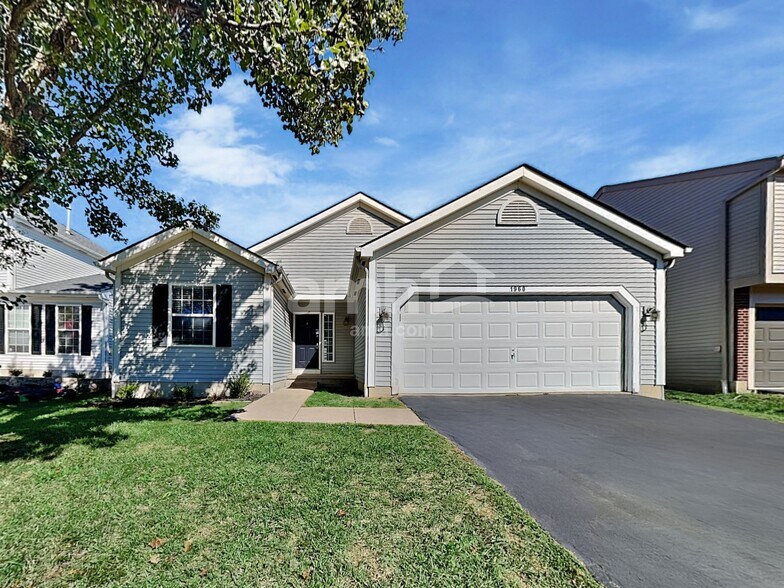 Primary Photo - 1960 Queens Meadow Ln