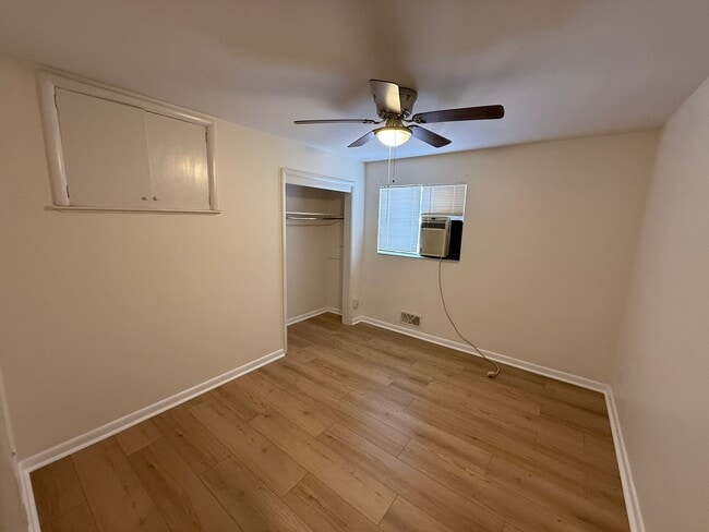 Building Photo - 5 Bedroom Home; Millcreek; 2800 sq ft; Large Fenced Yard