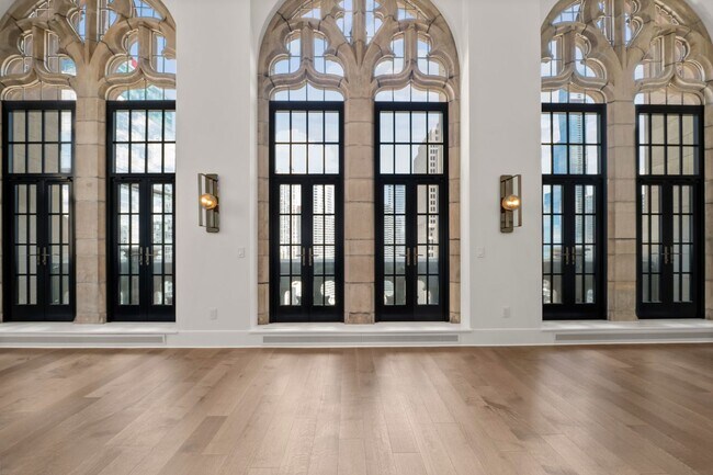 Building Photo - 435 N Michigan Ave