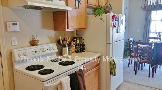 Building Photo - 9323 W 107th Pl