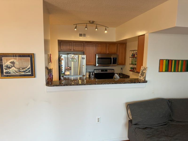 Building Photo - 1001 N Randolph St