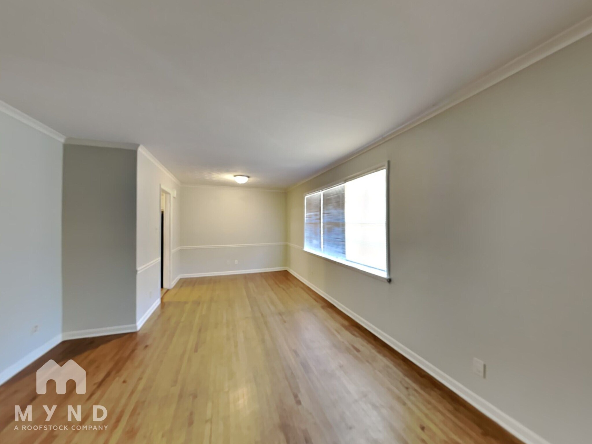 Building Photo - 3020 Elgin Dr
