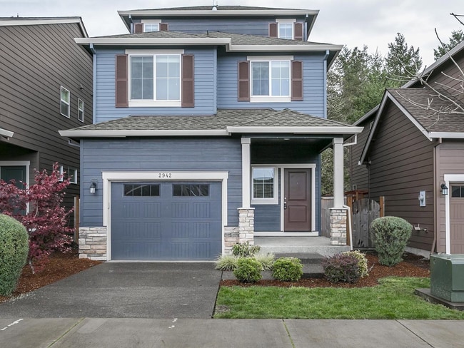 Primary Photo - 4 bedroom 2.5 bathroom home