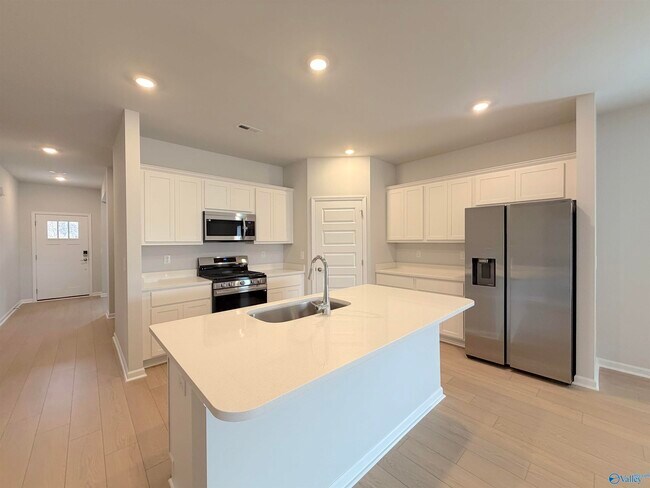 Building Photo - 11017 Wayland Rdg Dr