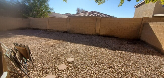 Back Yard - 2319 E Palm Beach Dr