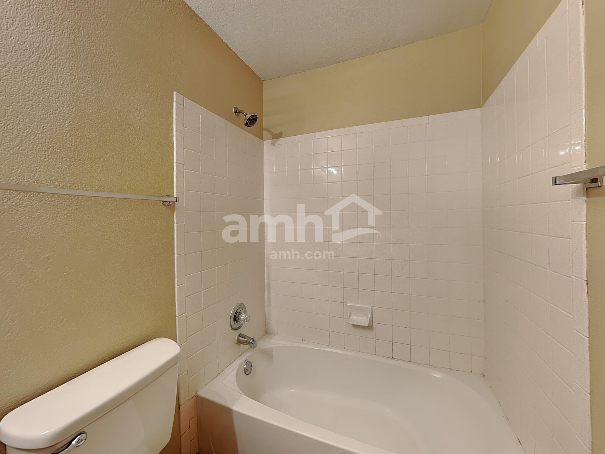 Building Photo - 10832 Otter Pass