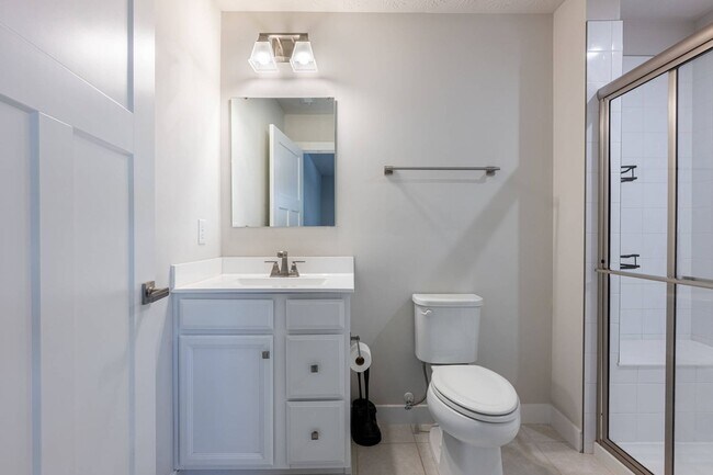 Building Photo - Gorgeous Newer Home in New Development