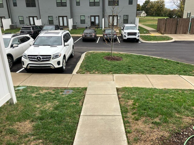 Building Photo - 420 Park Ave