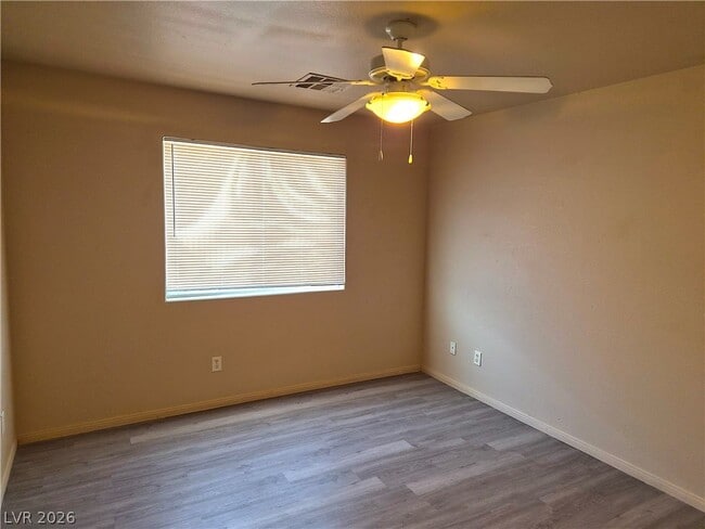 Building Photo - 1080 HALL