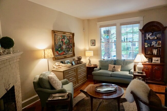 Building Photo - Tunlaw