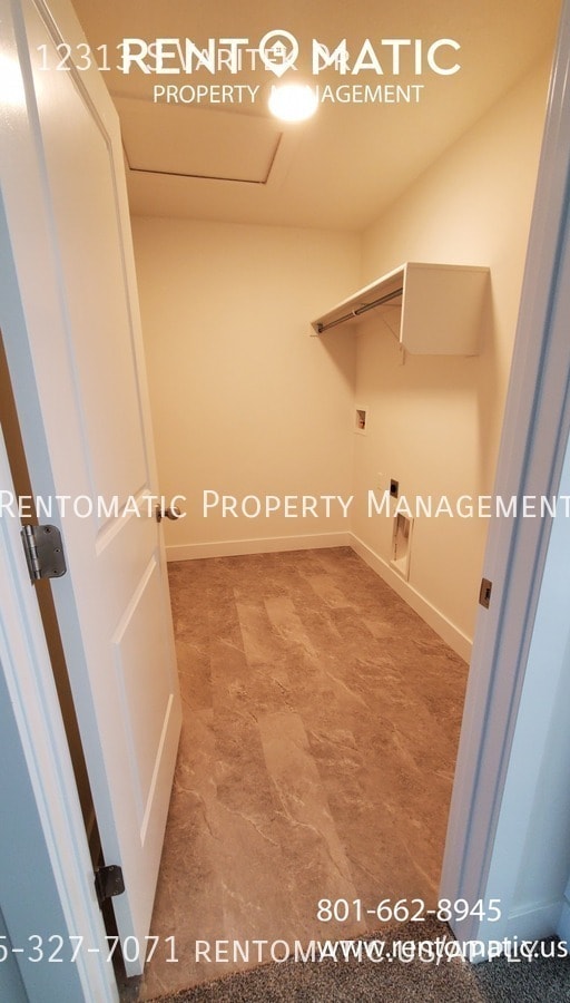 Building Photo - 12313 S Varitek Dr