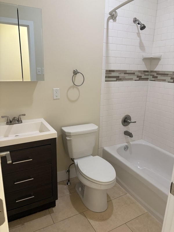 Building Photo - 1624 S Broad St