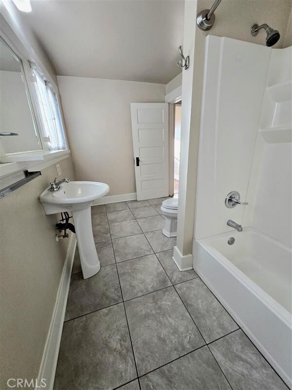 Building Photo - 532 East E Street