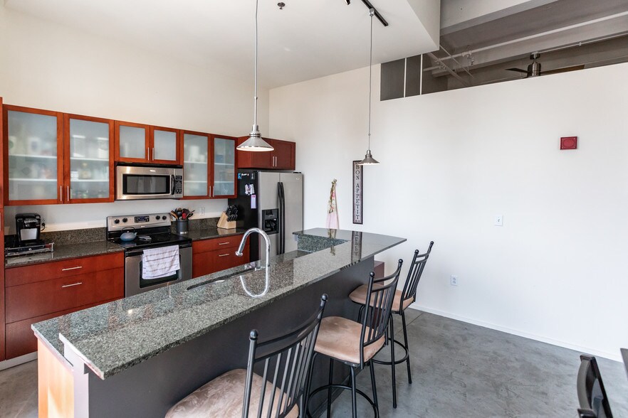 kitchen - 1136 Washington Ave