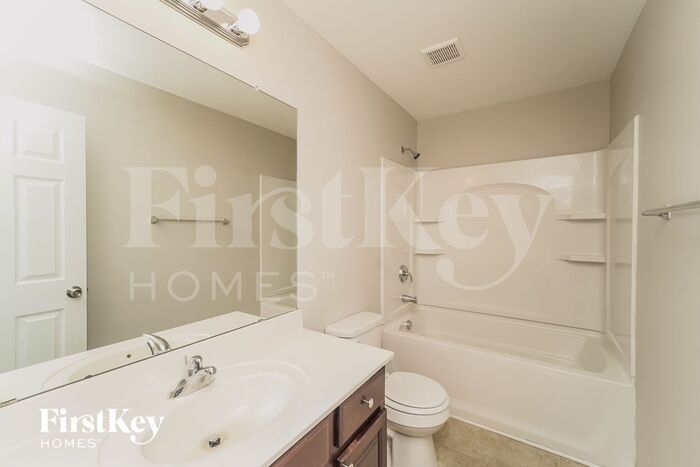 Building Photo - 10503 Atkins Ridge Dr