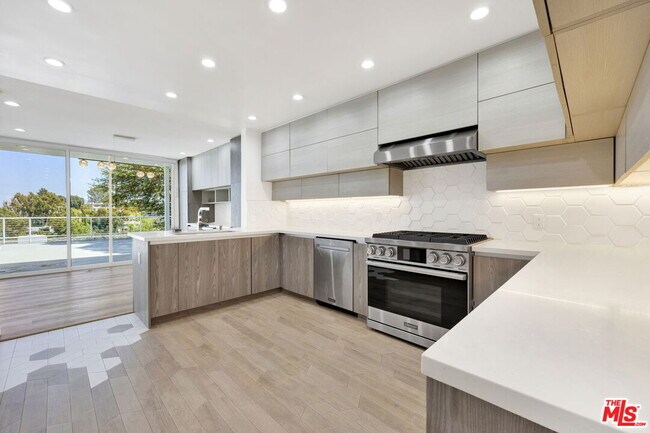 Building Photo - 4051 Weslin Ave