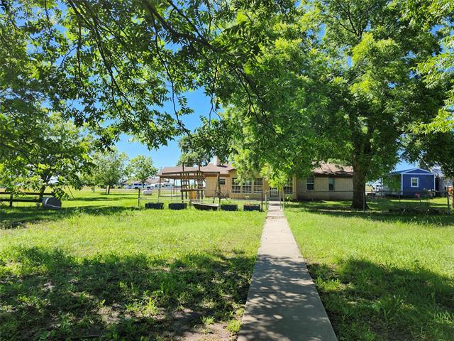 Building Photo - 1010 FM 902