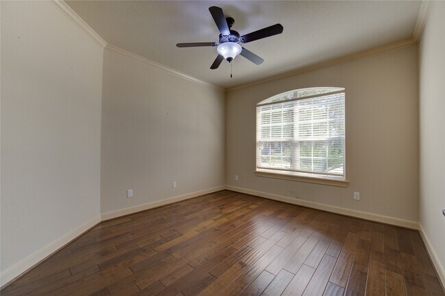 Building Photo - 28318 Wild Mustang Ln