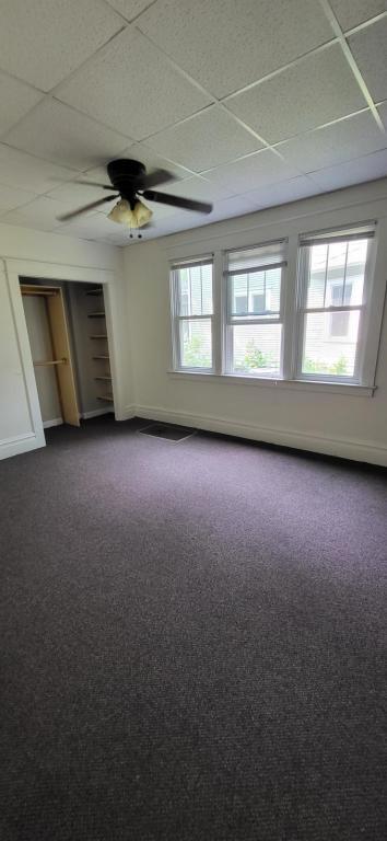 Building Photo - 812 6th Ave S