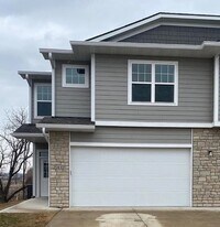 Building Photo - 5440 154th Ct