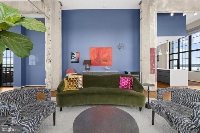 Building Photo - 1200 Steuart St