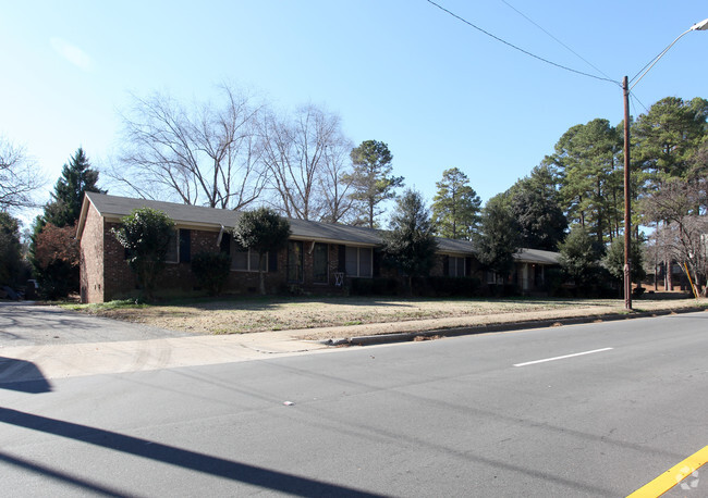 Building Photo - 200 E Six Forks Rd