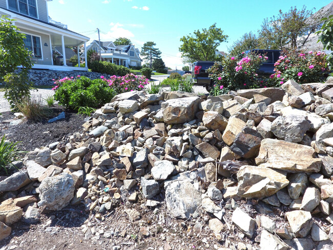 Building Photo - Ocean View Retreat in York Beach, Maine: F...