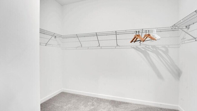 Building Photo - 601 Hookline Cir