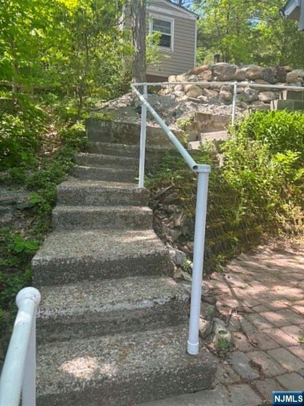 Building Photo - 77 Goldfinch Ln