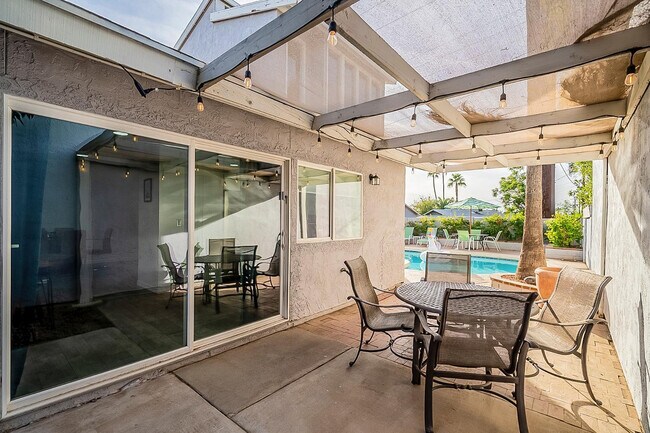 Building Photo - 2534 N 87th Way