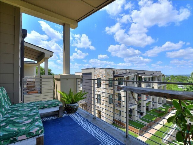 Building Photo - 2725 Dulce Ln