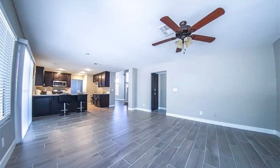 Building Photo - 4619 Startrain Dr