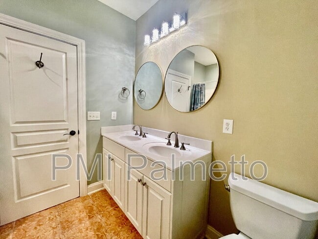 Building Photo - 1316 Pulaski St